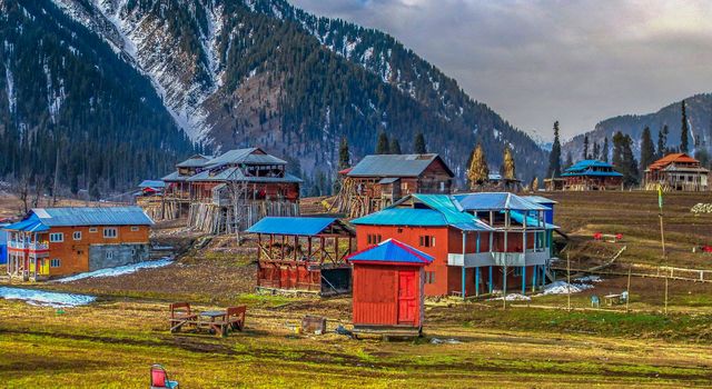 5 Days Relaxing Tour To Kashmir